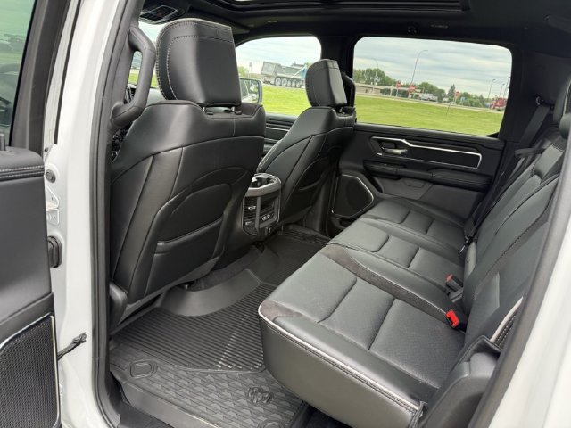 New 2026 RAM 1500 Laramie AWD/4WD image 13