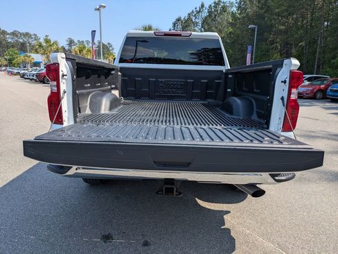 Used 2025 Chevrolet Silverado 2500 LT w/ Convenience Package AWD/4WD image 13