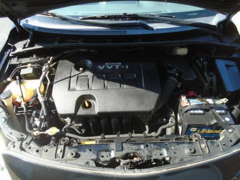 Used 2010 Toyota Corolla LE FWD image 17
