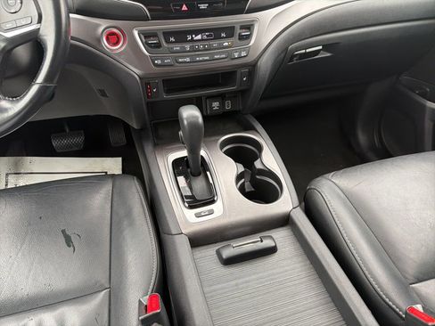 Used 2019 Honda Pilot EX-L image 17