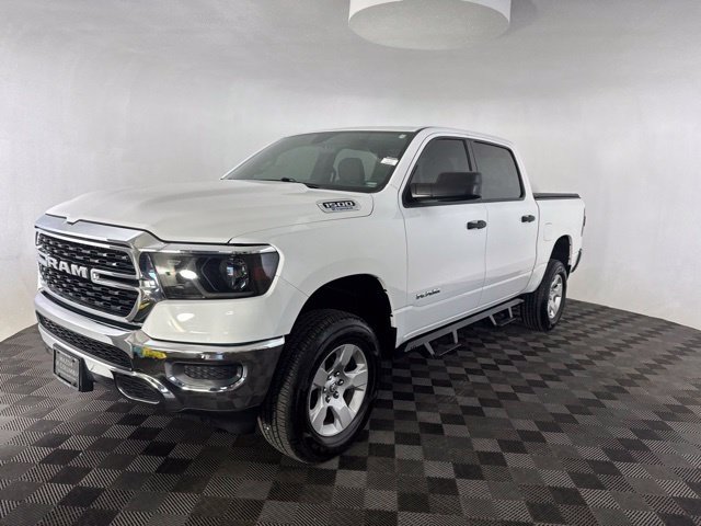 Used 2023 RAM 1500 Big Horn RWD image 3