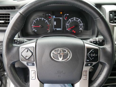 Certified 2024 Toyota 4Runner SR5 Premium image 25
