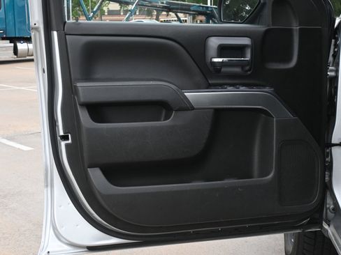 Used 2018 Chevrolet Silverado 1500 LT w/ All Star Edition RWD image 18