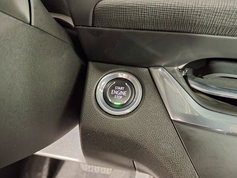 Used 2024 Buick Envista Preferred w/ Convenience II Package image 16