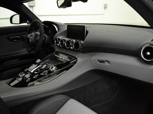 Used 2019 Mercedes-Benz AMG GT C w/ AMG Interior Night Package image 14