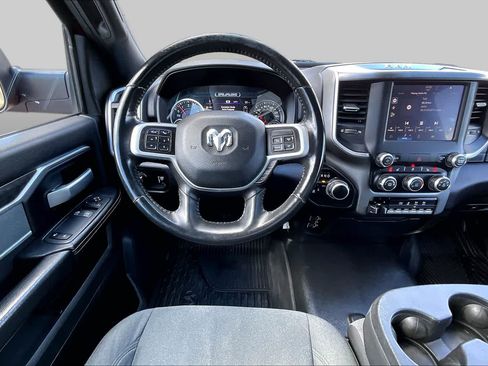 Used 2022 RAM 2500 Big Horn w/ Level A Equipment Group AWD/4WD image 6