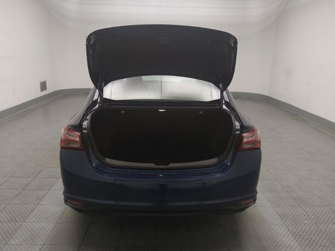 Used 2022 Chevrolet Malibu LT FWD image 29