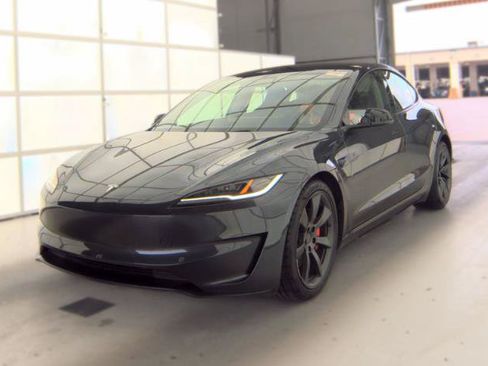 Used 2024 Tesla Model 3 Performance AWD/4WD image 3