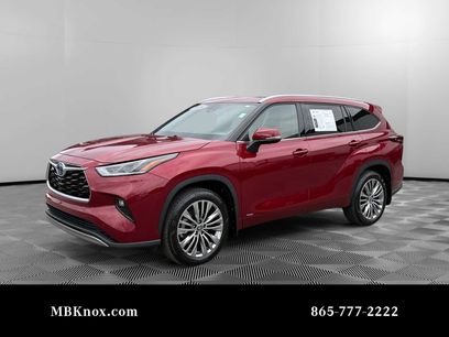 Used 2024 Toyota Highlander Platinum