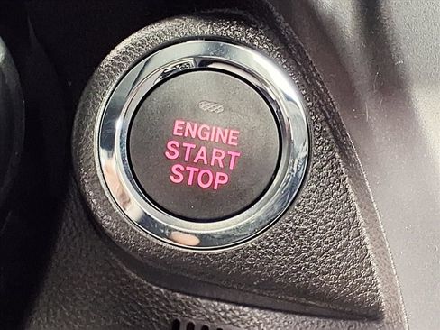 Used 2026 Subaru Forester Premium AWD/4WD image 9