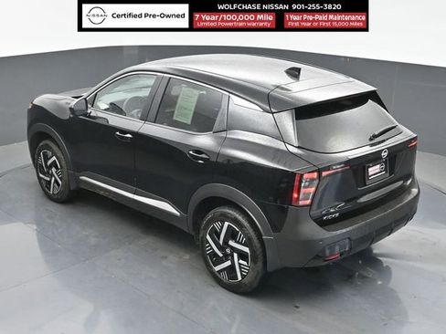 Certified 2025 Nissan Kicks SV FWD image 29