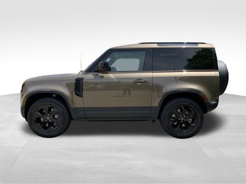 New 2025 Land Rover Defender 90 S image 5
