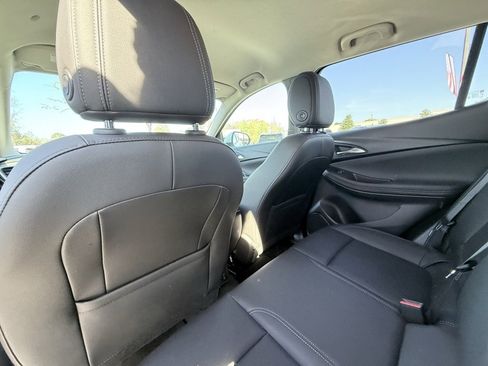 Used 2024 Buick Encore GX Sport Touring image 26