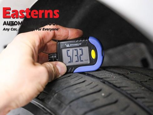 Used 2024 Nissan Armada SV image 27