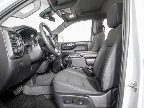 Used 2023 Chevrolet Silverado 1500 Custom Trail Boss AWD/4WD image 7