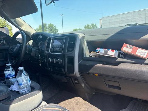 Used 2013 RAM 2500 Tradesman w/ Chrome Appearance Group AWD/4WD image 17