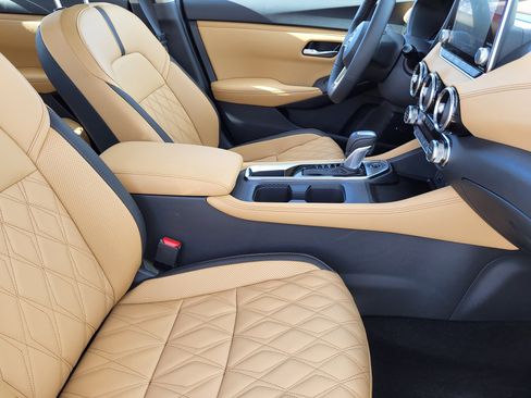 New 2025 Nissan Sentra SV w/ SV Premium Package image 8