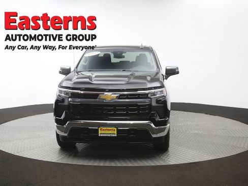 Used 2024 Chevrolet Silverado 1500 LT AWD/4WD image 54