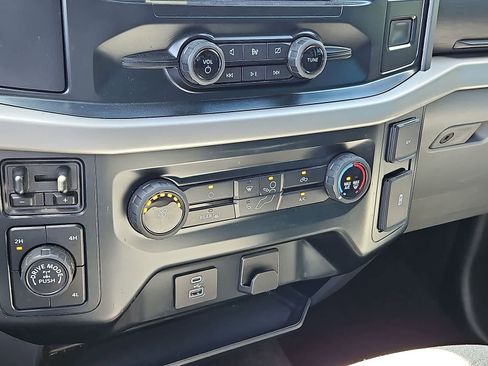 Used 2023 Ford F150 XLT AWD/4WD image 22