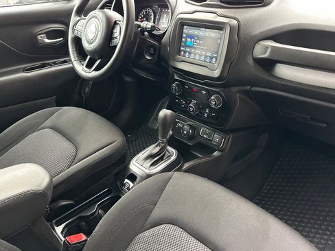 Used 2020 Jeep Renegade Altitude image 17