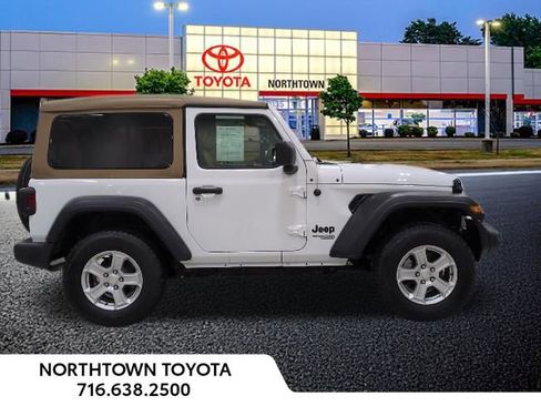 Used 2021 Jeep Wrangler Sport S image 2