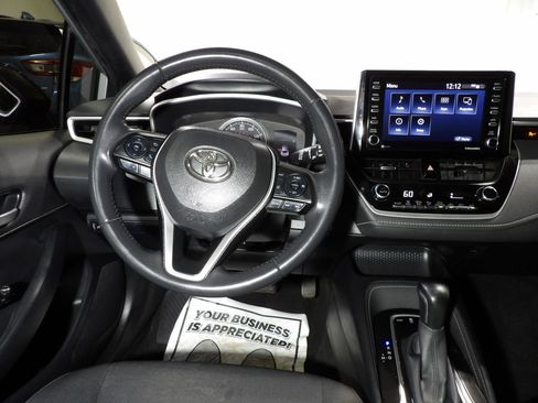 Used 2021 Toyota Corolla SE FWD image 11
