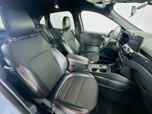 Used 2024 Ford Escape ST-Line image 29