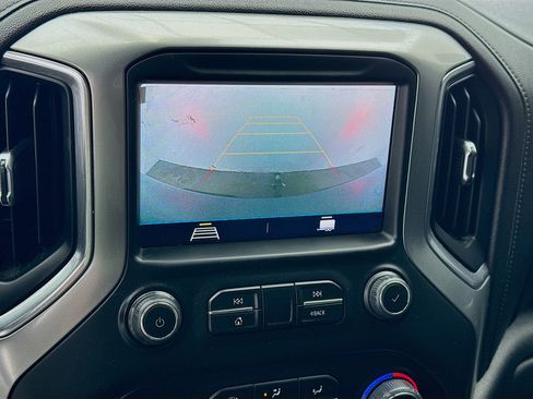 Used 2022 Chevrolet Silverado 1500 RST w/ LPO, Blackout Package image 10