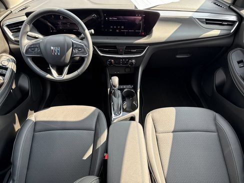 Certified 2024 Buick Encore GX Preferred FWD image 9