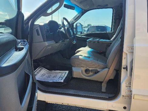 Used 2006 Ford F250 XLT image 13