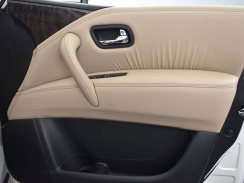 Used 2024 Nissan Armada Platinum w/ Captain's Chairs Package image 25