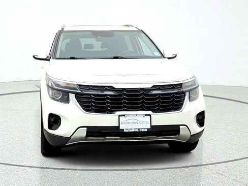 Used 2024 Kia Seltos S AWD/4WD image 2