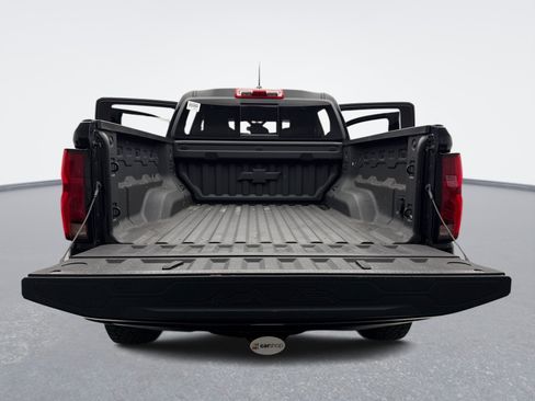 Used 2025 Chevrolet Colorado ZR2 AWD/4WD image 21
