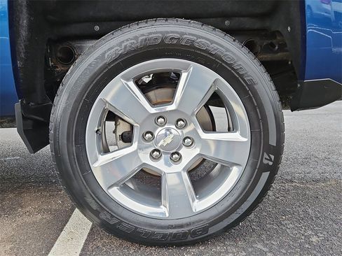 Certified 2018 Chevrolet Silverado 1500 LT w/ Texas Edition image 31