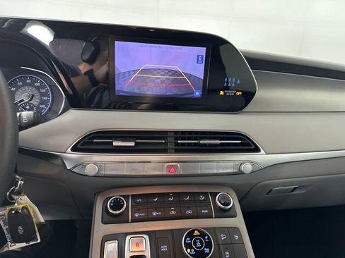 Certified 2022 Hyundai Palisade SE image 22