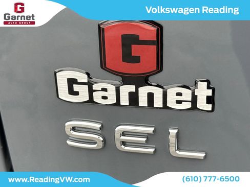 Certified 2024 Volkswagen Atlas Cross Sport SEL R-Line image 40