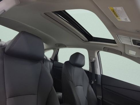 Used 2024 Honda Accord EX-L image 12