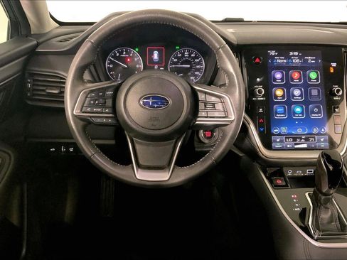 Used 2024 Subaru Outback Premium image 5