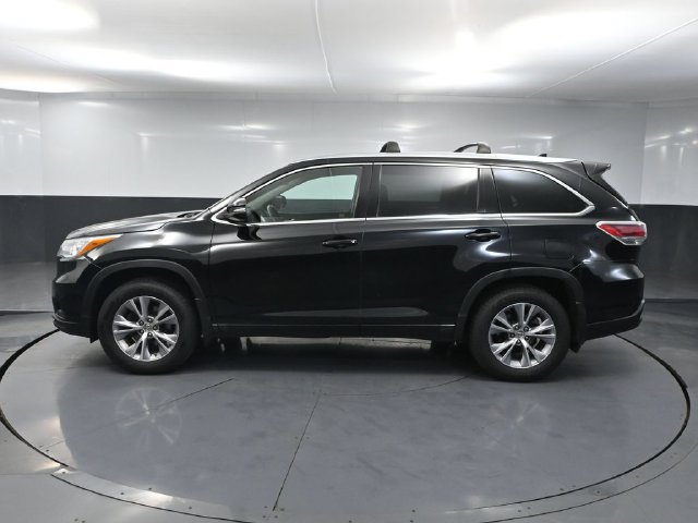 Used 2015 Toyota Highlander XLE AWD/4WD image 6