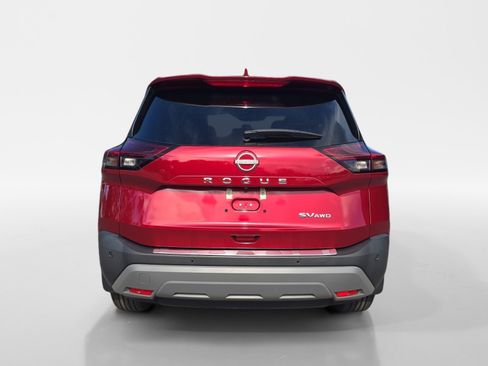 Used 2023 Nissan Rogue SV AWD/4WD image 4