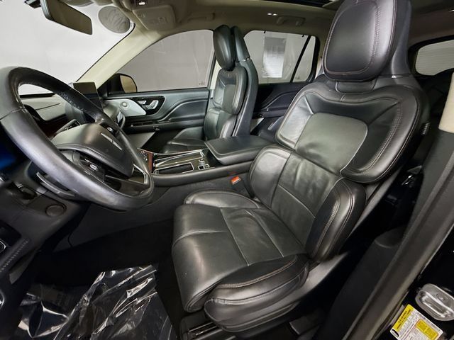 Used 2022 Lincoln Aviator Reserve w/ Equipment Group 201A AWD/4WD image 23