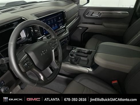 Used 2024 Chevrolet Silverado 1500 ZR2 image 21