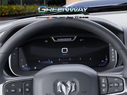 New 2026 RAM 2500 Laramie AWD/4WD image 17