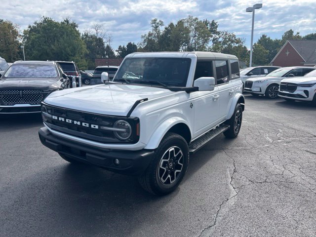 Used 2023 Ford Bronco Outer Banks AWD/4WD image 4