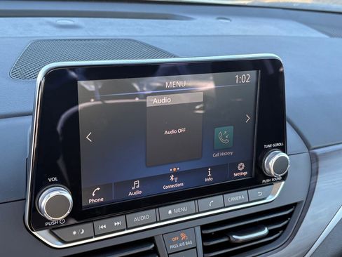 New 2025 Nissan Altima 2.5 SV image 13