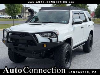 Used 2021 Toyota 4Runner Venture w/ Moonroof Package AWD/4WD video 1