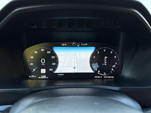 Used 2018 Volvo XC90 T6 Momentum w/ Convenience Package AWD/4WD image 7