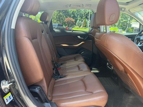 Used 2018 Audi Q7 3.0T Prestige AWD/4WD image 18