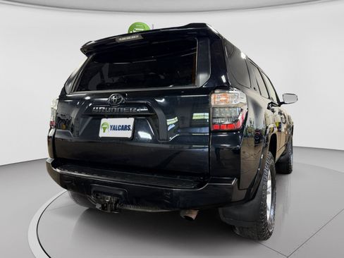 Used 2020 Toyota 4Runner SR5 Premium w/ Moonroof Package AWD/4WD image 10
