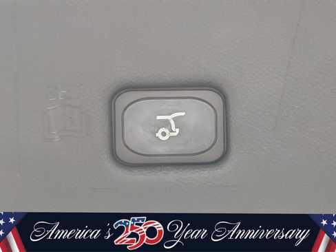 Used 2023 Lincoln Nautilus Reserve w/ Monochromatic Package AWD/4WD image 7